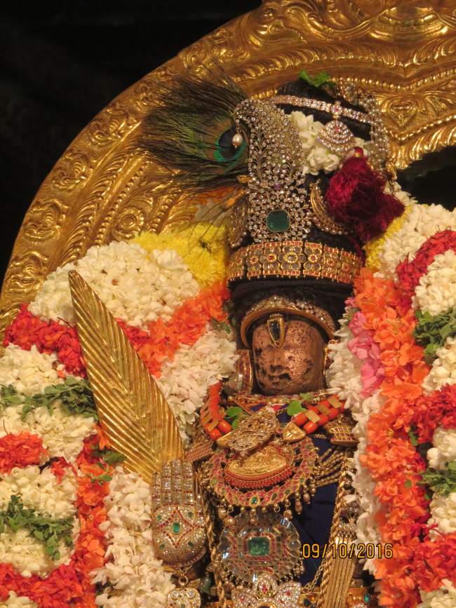 kanchi-sri-devarajaswami-temple-navarathri-utsavam-concludes-2016037