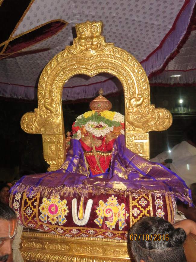 kanchi-sri-devarajaswami-temple-navarathri-utsavam-day-8008