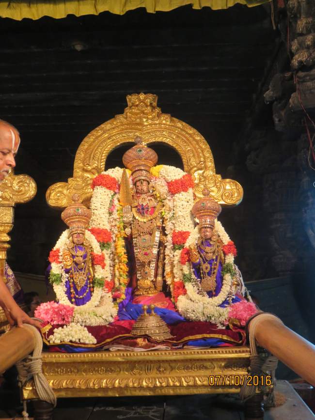 kanchi-sri-devarajaswami-temple-navarathri-utsavam-day-8015