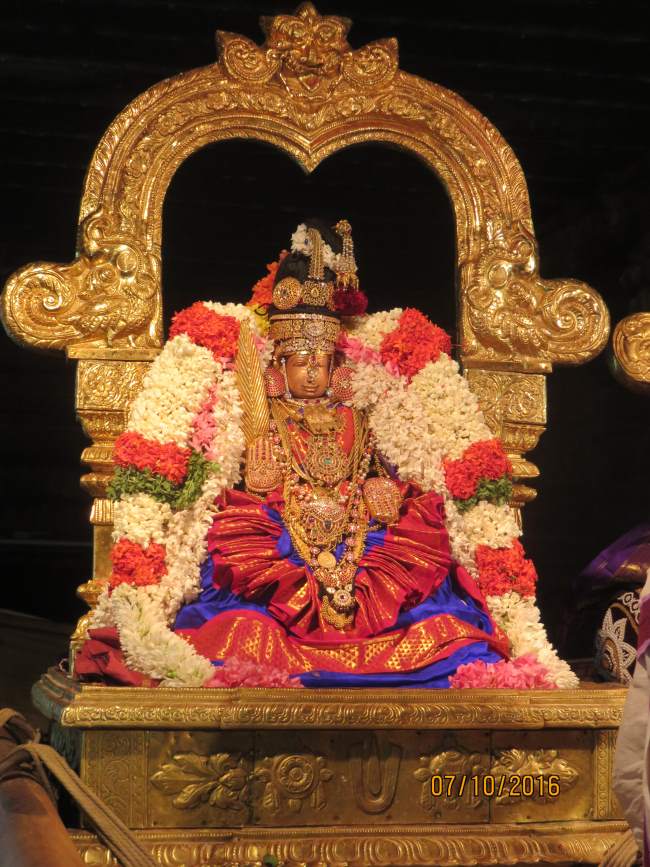 kanchi-sri-devarajaswami-temple-navarathri-utsavam-day-8017