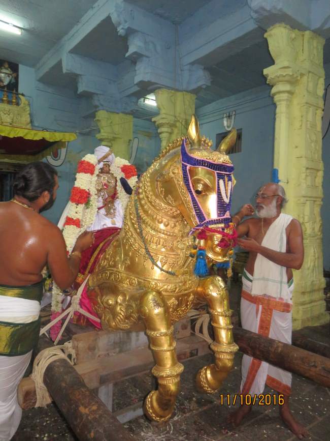 kanchi-sri-devarajaswami-temple-parivettai-utsavam-2016011
