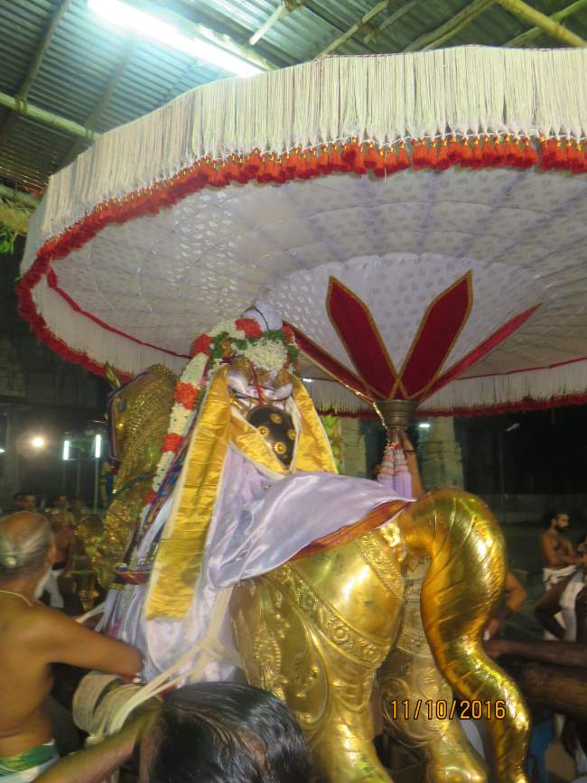 kanchi-sri-devarajaswami-temple-parivettai-utsavam-2016020