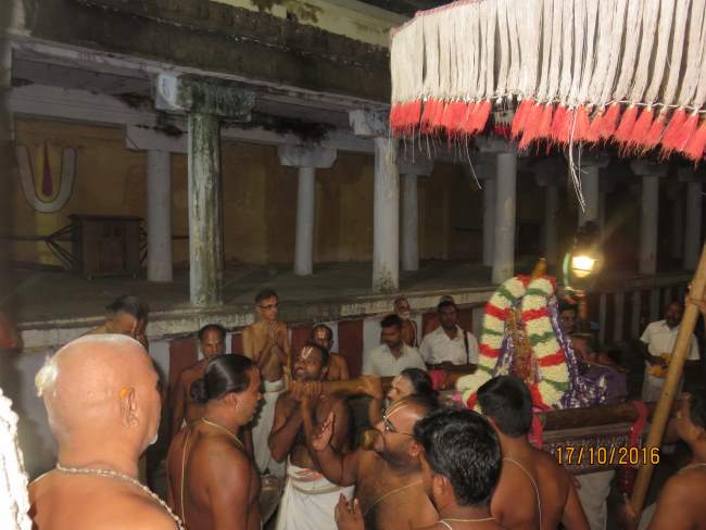 kanchi-sri-devarajaswami-temple-iypasi-maasa-pirappu-purappadu-2016028