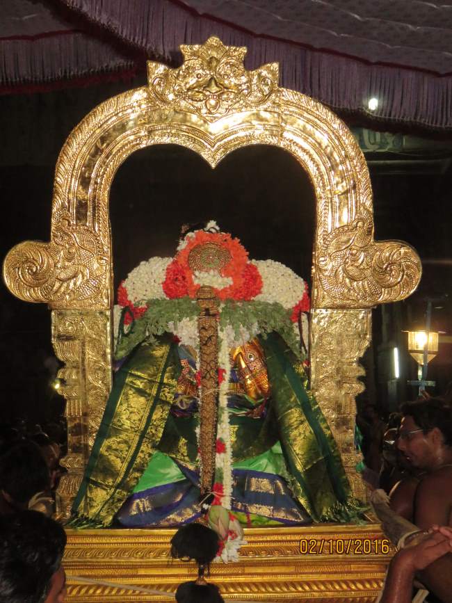 kanchi-sri-devarajaswami-temple-navarathri-utsavam-day-3-2016032