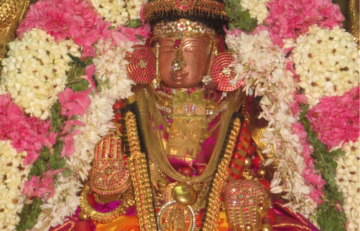 kanchi-sri-perundhevi-thayar-sukravara-purappadu-2016