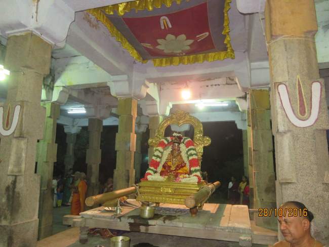 kanchi-sri-perundhevi-thayar-aippasi-sukravara-purappadu-2016009