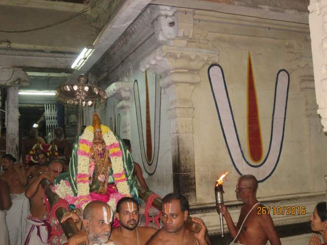 kanchi-sri-devaperumal-sannadhi-aippasi-ekadasi-purappadu-2016028