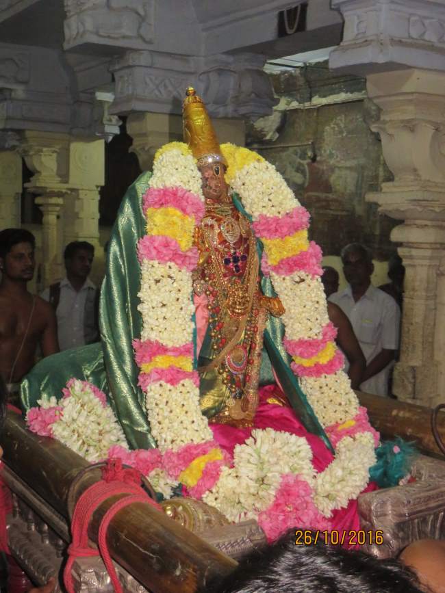 kanchi-sri-devaperumal-sannadhi-aippasi-ekadasi-purappadu-2016037