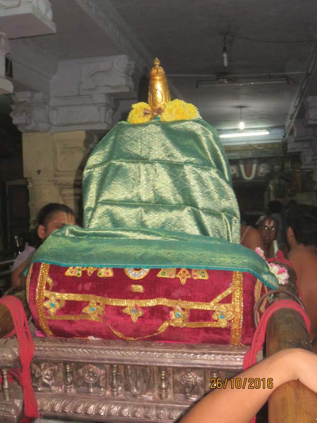 kanchi-sri-devaperumal-sannadhi-aippasi-ekadasi-purappadu-2016038
