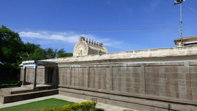kanchipuram-thirumukoodal-sri-appan-venkateshwara-perumal-koil-024