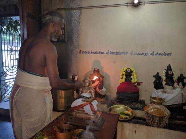 nallur-sri-sundaravaradaraja-perumal-temple-swami-desikan-utsavam-2016022