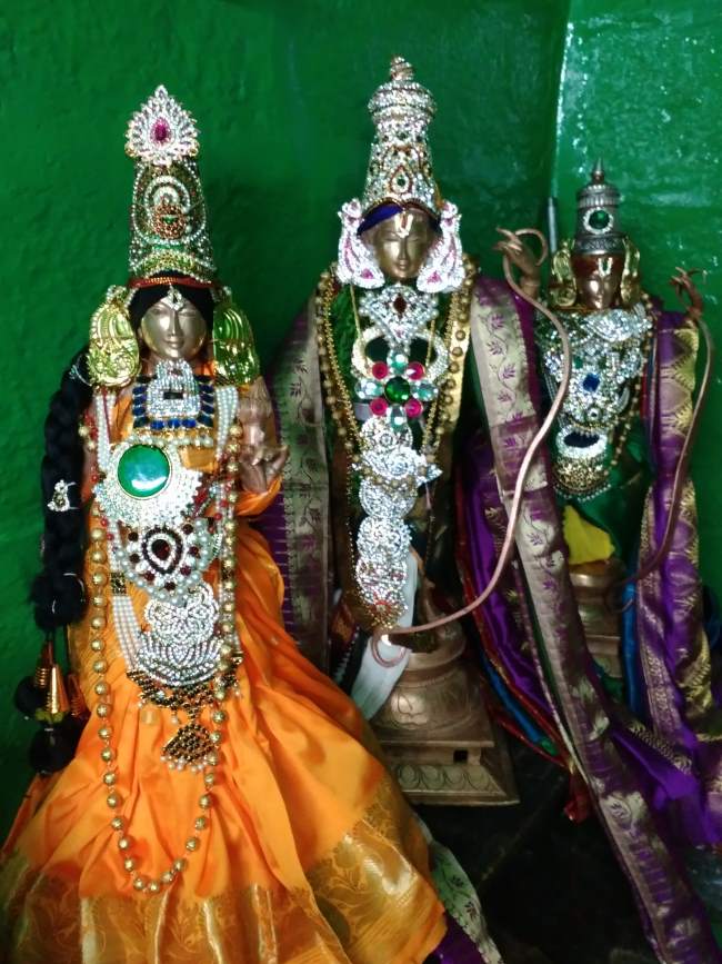 punjai-puliampatti-sri-karivaradharaja-perumal-temple-vijayadasami-purappadu-2016002