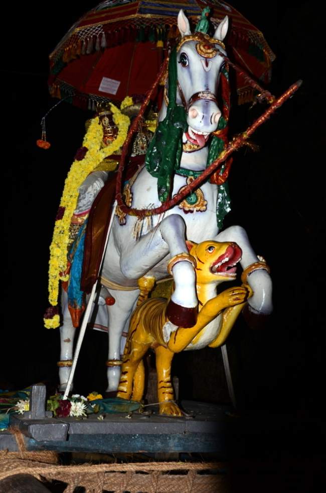 thirukannamangai-sri-bhaktavatsala-perumal-temple-parivettai-utsavam-2016015