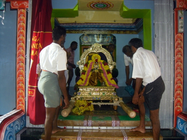 thirukannamangai-swami-desikan-thirunakshatra-utsavam-2016-11