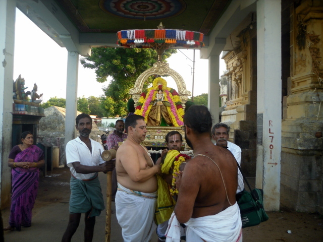 thirukannamangai-swami-desikan-thirunakshatra-utsavam-2016-16