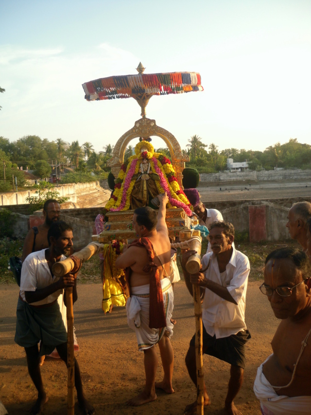 thirukannamangai-swami-desikan-thirunakshatra-utsavam-2016-22