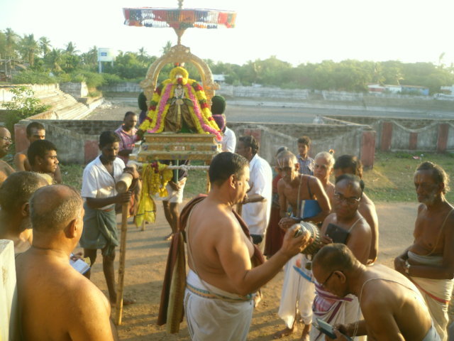 thirukannamangai-swami-desikan-thirunakshatra-utsavam-2016-24