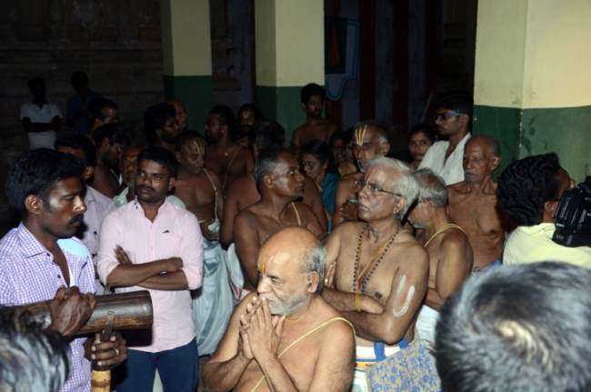 thirukannamangai-swami-desikan-thirunakshatra-utsavam-mangalasasanam-2016015