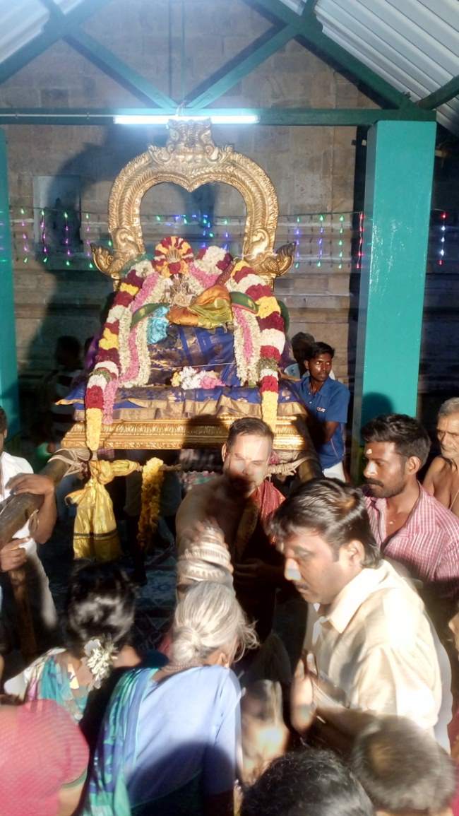 thirukannamangai-swami-desikan-thirunakshatra-utsavam-day-7-2016029