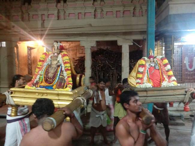 thiruvallur-navarathri-utsavam-day-7-2016021