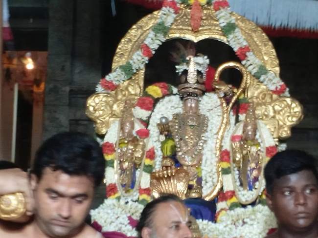 thiruvallur-navarathri-utsavam-day-8-2016009