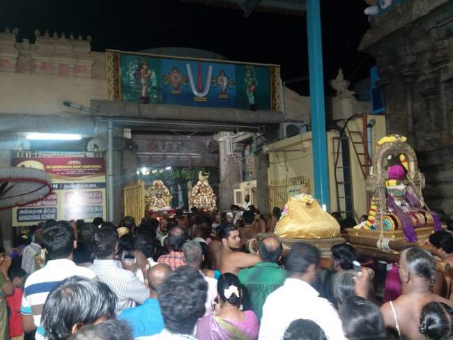 thiruvallur-navarathri-utsavam-day-9-2016008