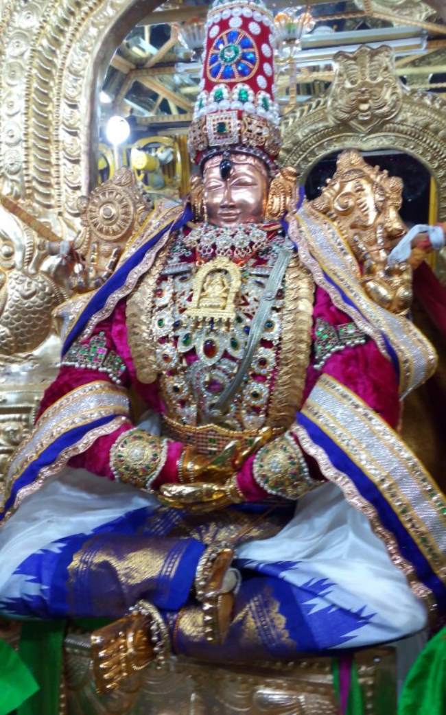 thiruvelukkai-navarathri-utsavam-day-3-2016006