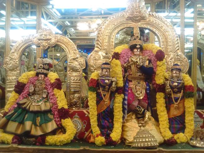 thiruvelukkai-sri-azhagiyasingaperumal-temple-navarathri-day-1-2016008