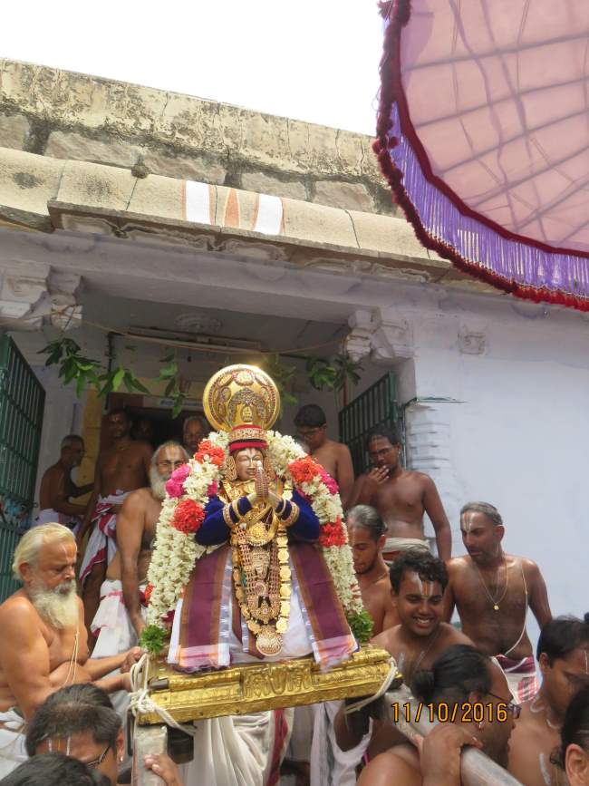 thoopul-swami-desikan-thirunakshatra-utsavam-perundhevi-thayar-mangalasasanam-2016013