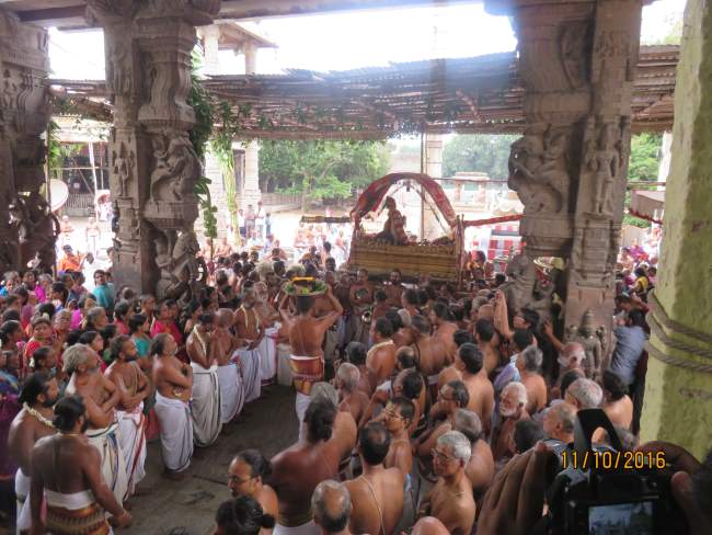 thoopul-swami-desikan-thirunakshatra-utsavam-varadar-kovil-purappadu-2016031