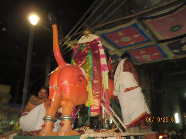thoopul-swami-desikan-yali-vahana-purappadu-2016009