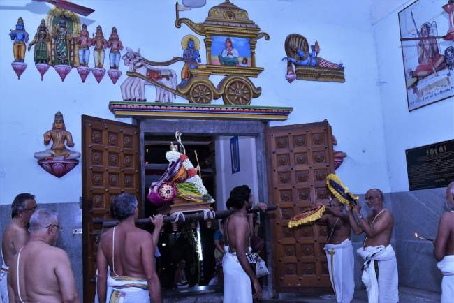 triplicane-ahobila-mutt-swami-desikan-thirunakshatra-utsavam-day-4-2016002