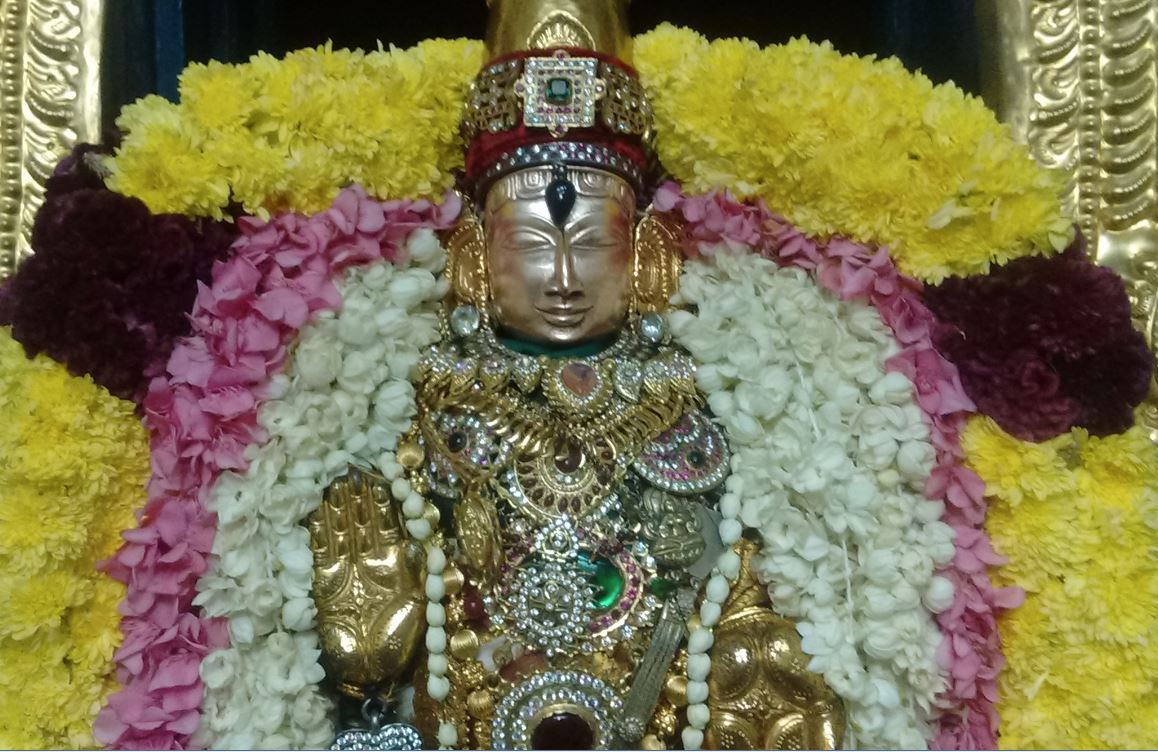 thiruvelukkai-sri-azhagiya-singaperumal-temple-ammavasai-unjal-utsavam-1-2016